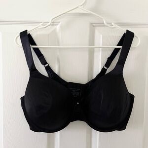 Vanity Fair Sleek Black Body Bra